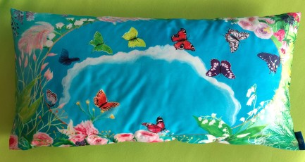 On Cloud 9 Cushion Cover 40 x 80 cm